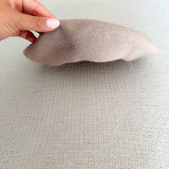 Wyeth Cream Grey Wool Beret - Picture 2 of 6